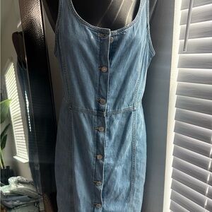 Levi’s Denim Button-Down Dress